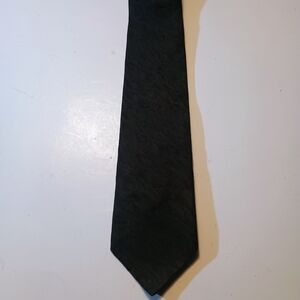 Skinny Necktie from Front Line